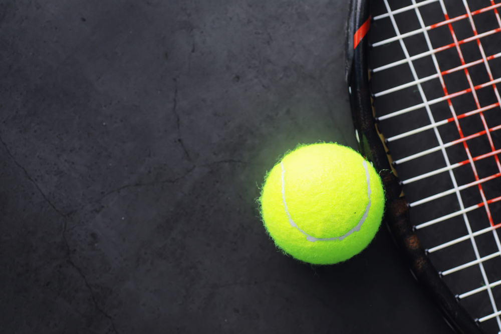 How to Choose the Right Tennis Racket for Your Playing Style